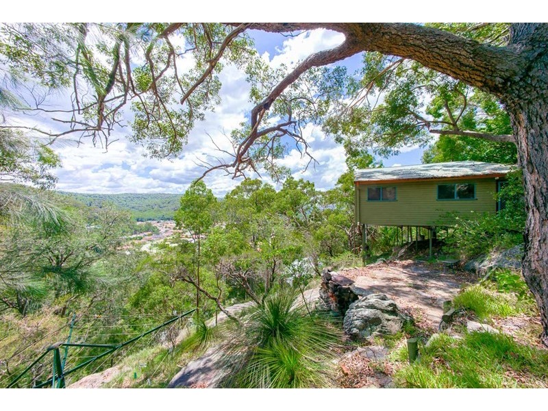 18 Mountain Ash Way, Umina Beach NSW 2257