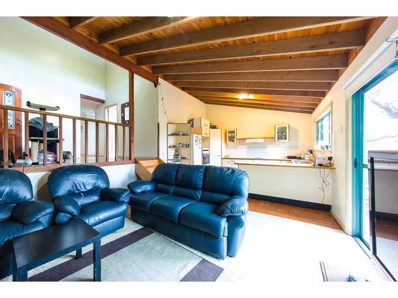 18 Mountain Ash Way, Umina Beach NSW 2257