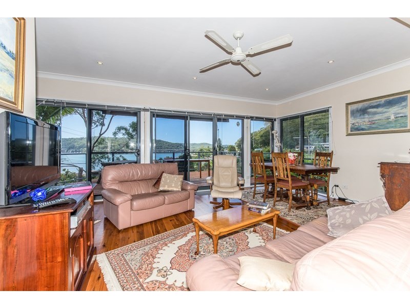 1 Uralla Lane, Blackwall NSW 2256