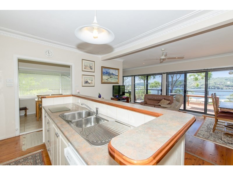 1 Uralla Lane, Blackwall NSW 2256