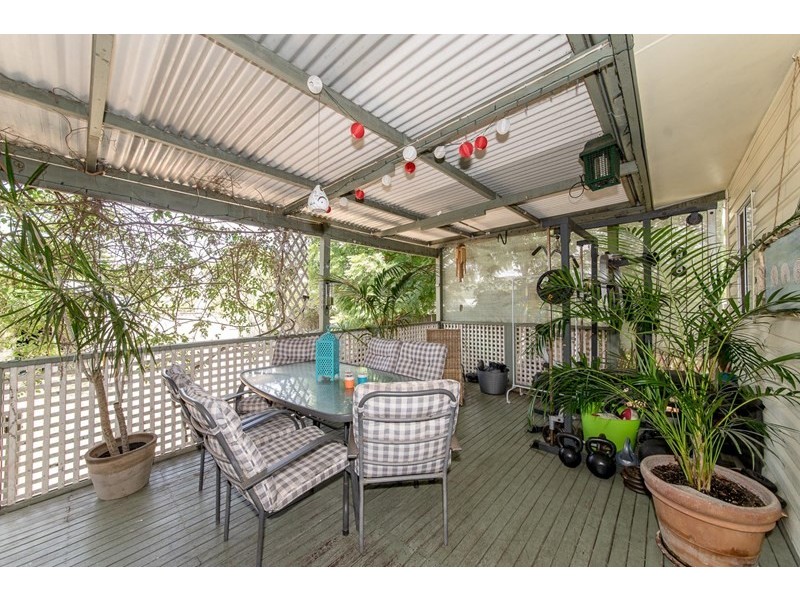 18 Pozieres Avenue, Umina Beach NSW 2257