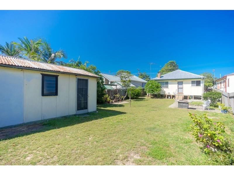 35 Beach Street, Ettalong Beach NSW 2257