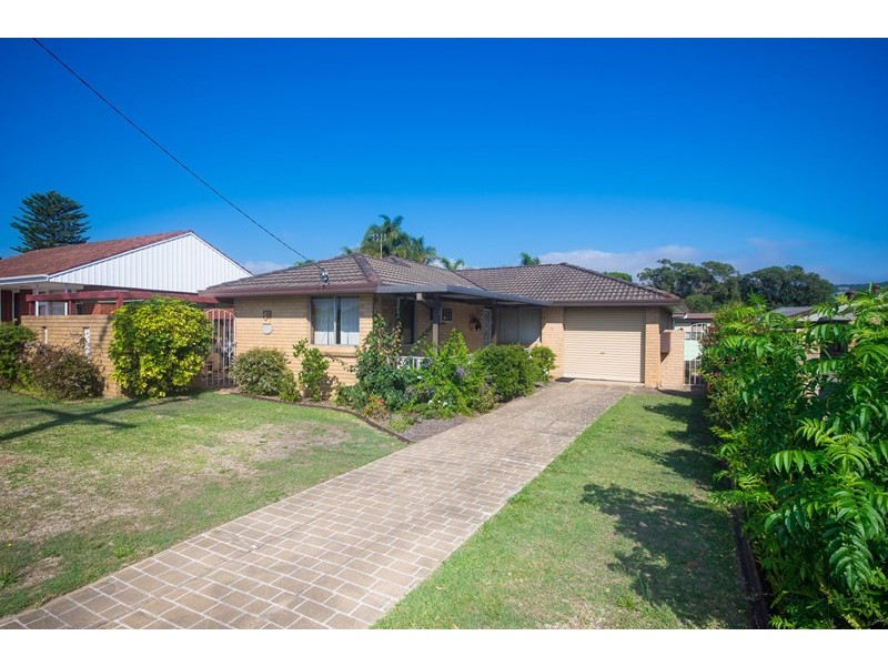411 Ocean Beach Road, Umina Beach NSW 2257