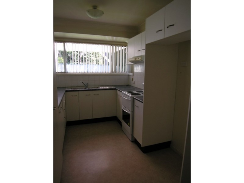 4/29-31 Keren Avenue, Berkeley Vale NSW 2261