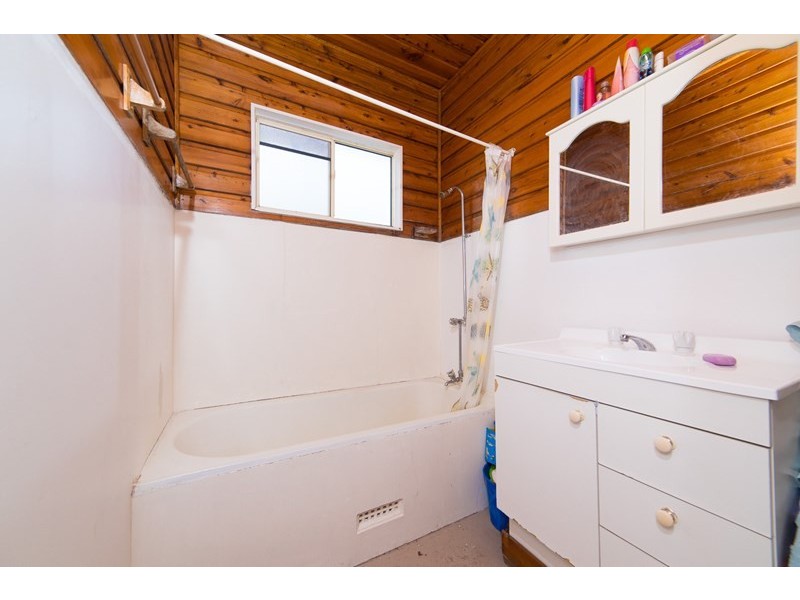 34 Adelaide Avenue, Umina Beach NSW 2257