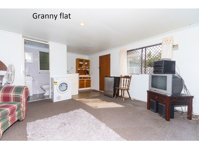 34 Adelaide Avenue, Umina Beach NSW 2257