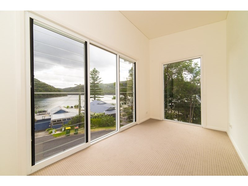 92 Taylor Street, Woy Woy Bay NSW 2256