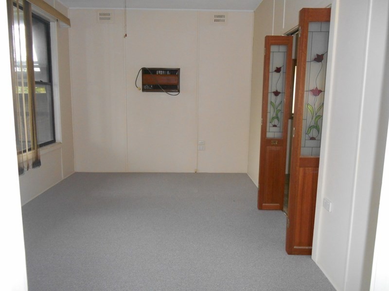 27 Hobart Avenue, Umina Beach NSW 2257