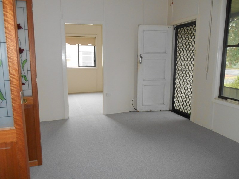 27 Hobart Avenue, Umina Beach NSW 2257