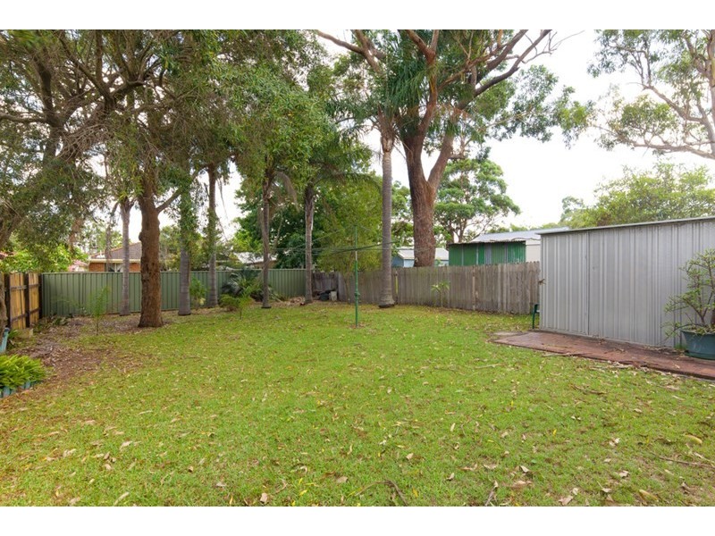 27 Hobart Avenue, Umina Beach NSW 2257