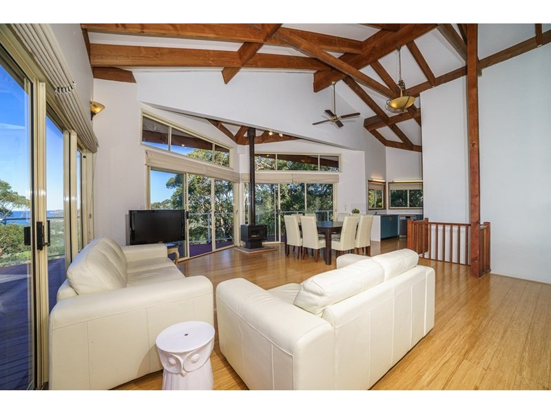 33 The Palisade, Umina Beach NSW 2257