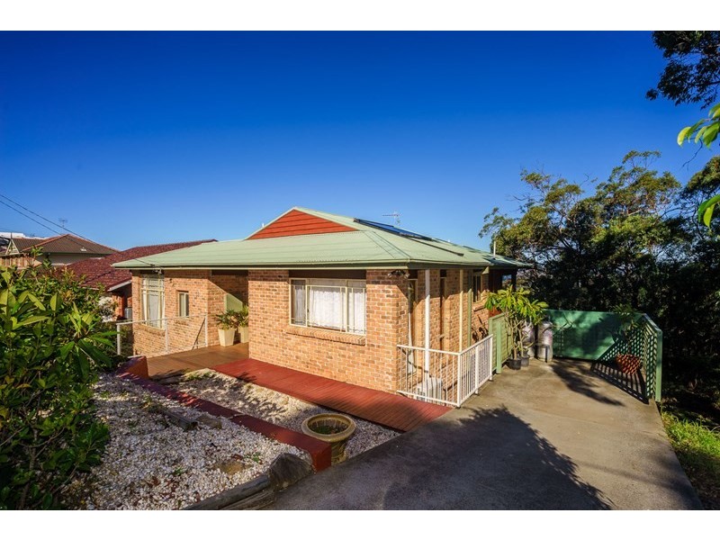 33 The Palisade, Umina Beach NSW 2257