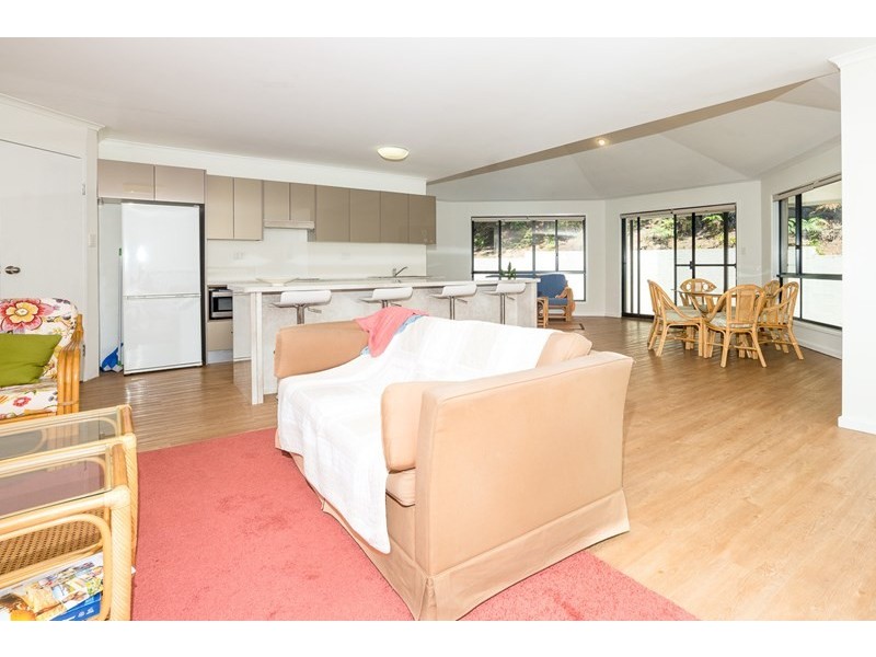 10 The Rampart, Umina Beach NSW 2257