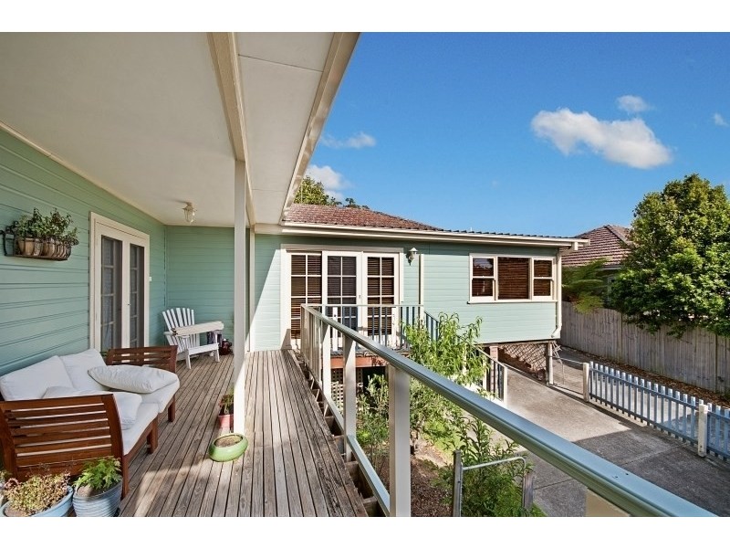 215 Gertrude Street, North Gosford NSW 2250