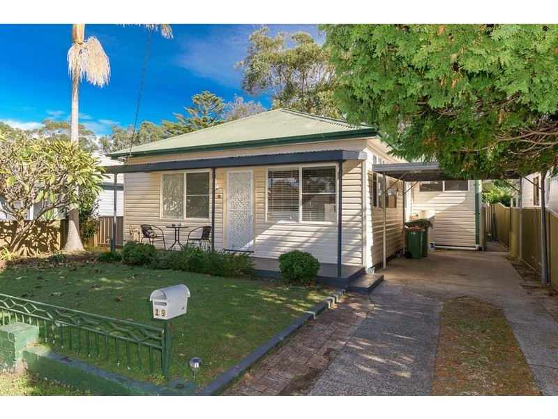 19 Banksia Street, Ettalong Beach NSW 2257