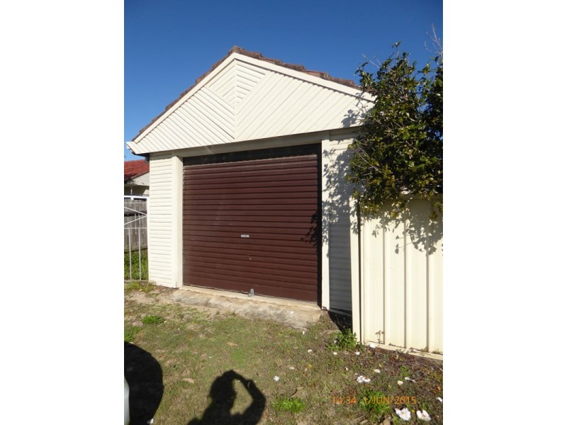 320 (garage) Ocean Beach Road, Umina Beach NSW 2257