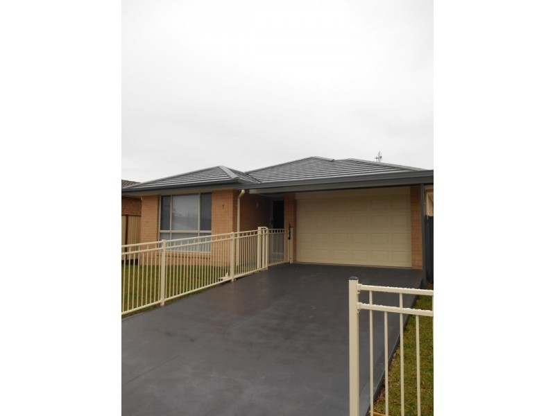 1 Wellington Street, Umina Beach NSW 2257