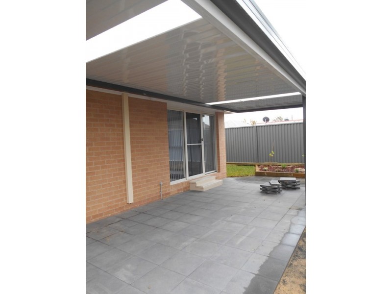 1a Wellington Street, Umina Beach NSW 2257