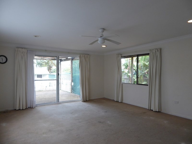 34 Adelaide Avenue, Umina Beach NSW 2257