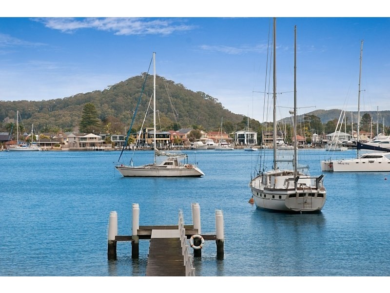 124 Daley Avenue, Daleys Point NSW 2257