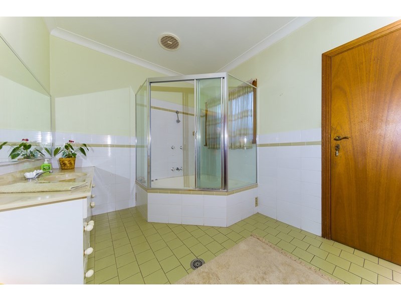 2 Admiralty Place, Umina Beach NSW 2257