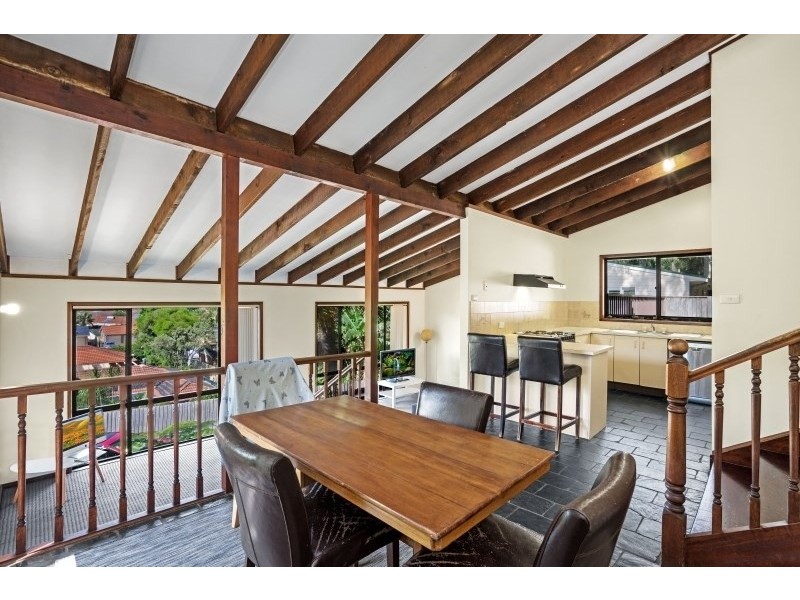 6 County Close, Umina Beach NSW 2257