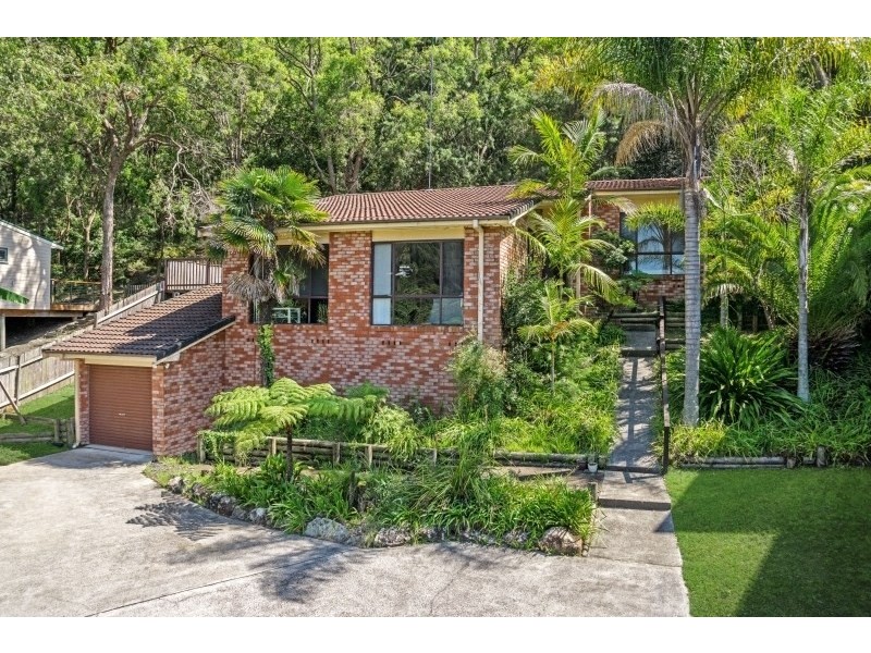 6 County Close, Umina Beach NSW 2257