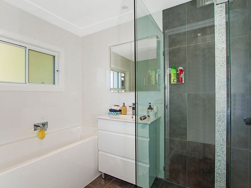 2 Empire Bay Drive, Daleys Point NSW 2257