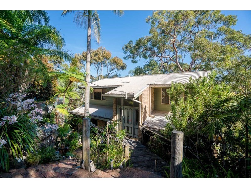 31 Castle Circuit, Umina Beach NSW 2257