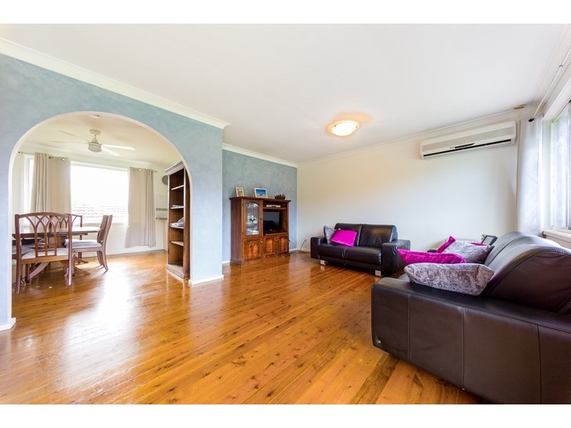 11 Paul Street, Umina Beach NSW 2257