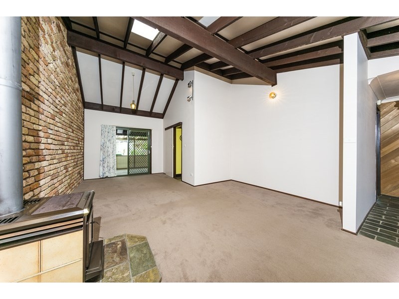 1 Myrtle Road, Empire Bay NSW 2257