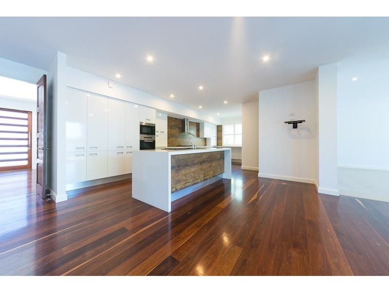 119a Albany Street, Point Frederick NSW 2250