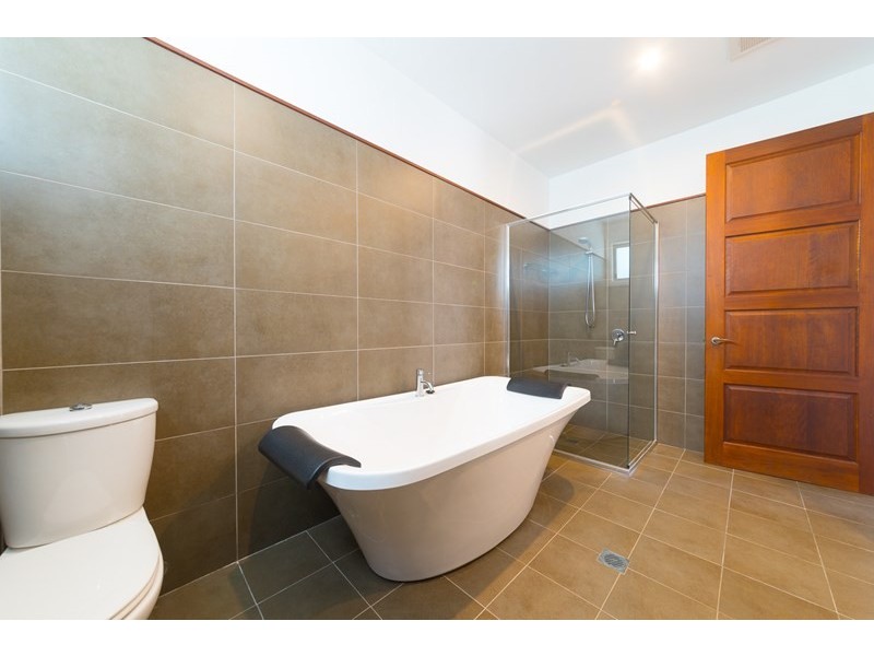 119a Albany Street, Point Frederick NSW 2250