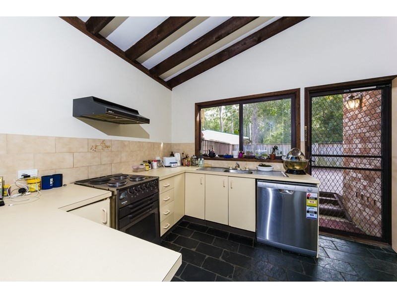 6 County Close, Umina Beach NSW 2257