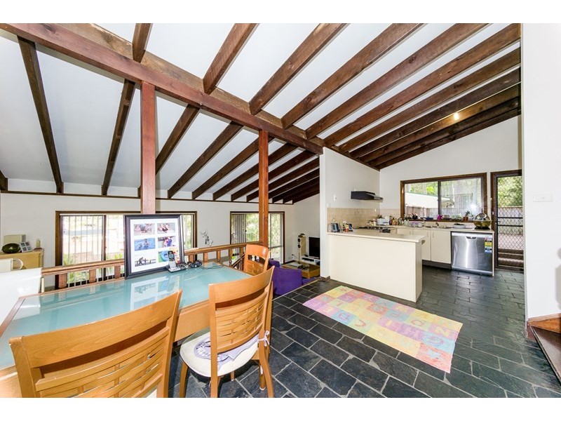 6 County Close, Umina Beach NSW 2257
