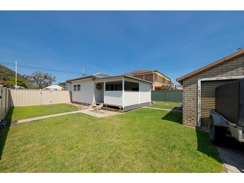 39 Springwood Street, Ettalong Beach NSW 2257
