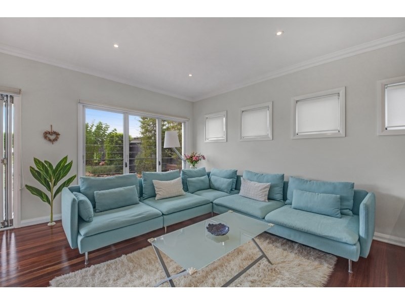 52 Cambridge Street, Umina Beach NSW 2257