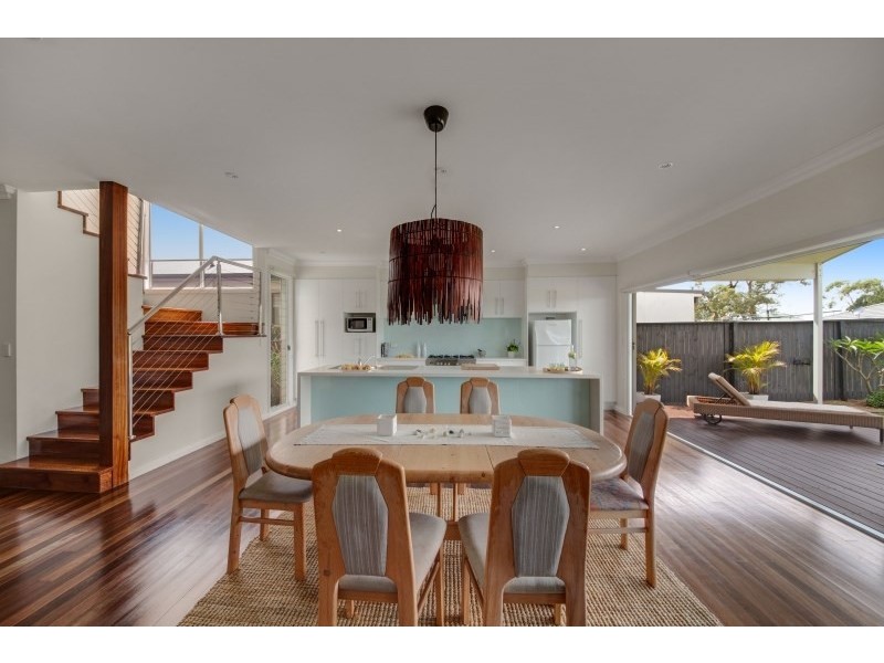 52 Cambridge Street, Umina Beach NSW 2257