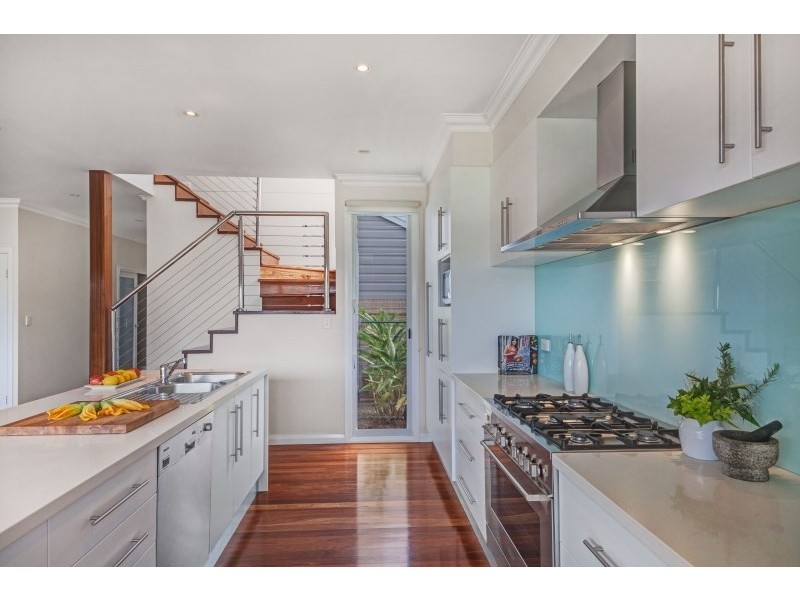 52 Cambridge Street, Umina Beach NSW 2257