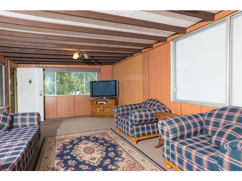 175 North Burge Road, Woy Woy NSW 2256