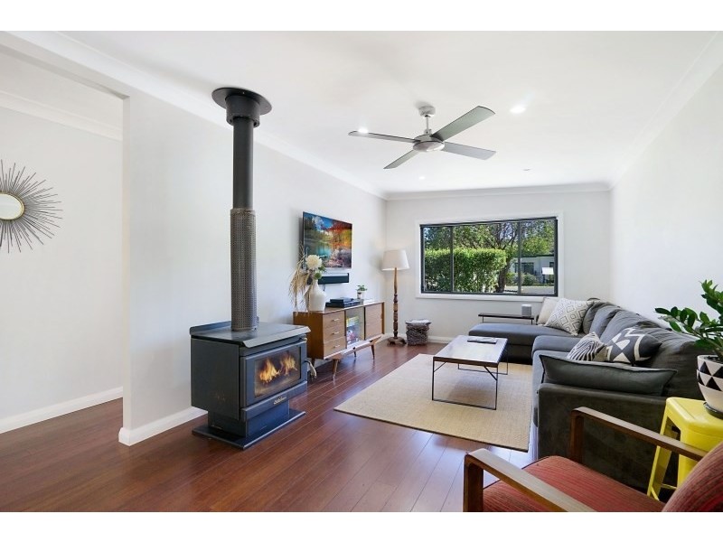 9 Airly Road, Umina Beach NSW 2257