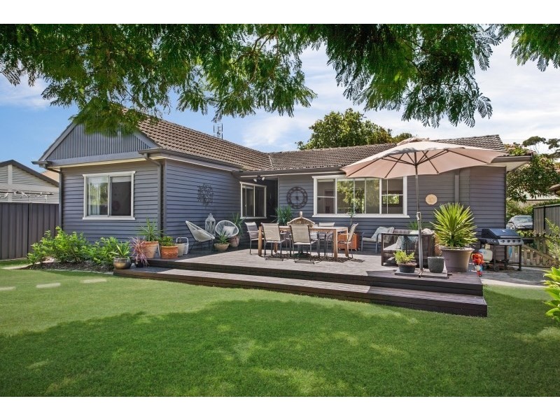 36 Winifred Avenue, Umina Beach NSW 2257