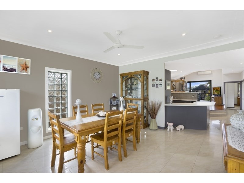 238 Trafalgar Avenue, Umina Beach NSW 2257