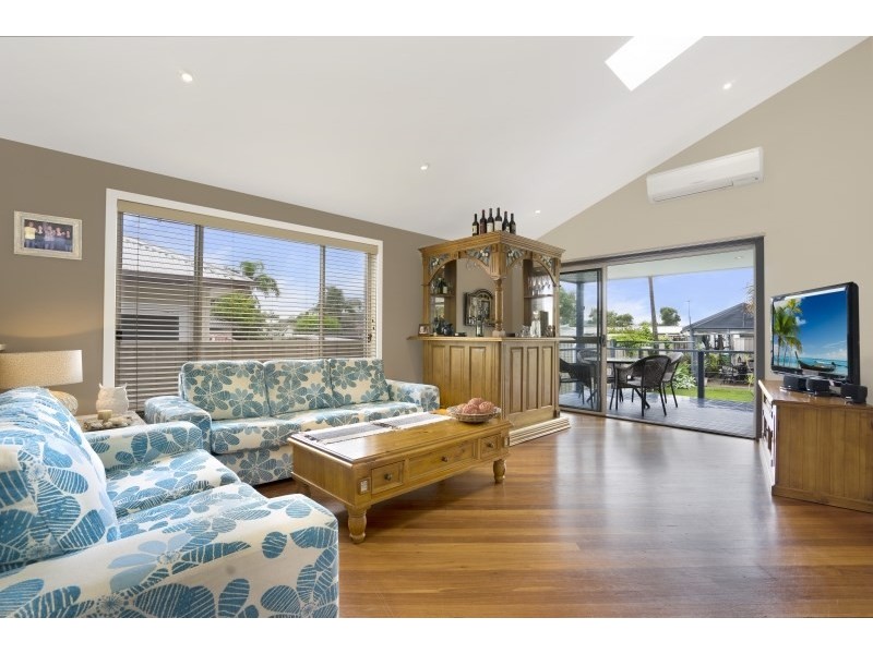 238 Trafalgar Avenue, Umina Beach NSW 2257