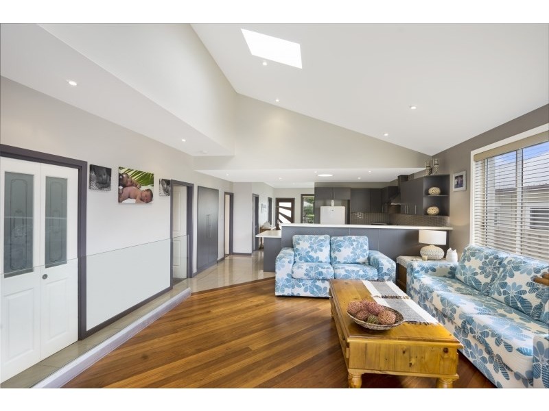 238 Trafalgar Avenue, Umina Beach NSW 2257