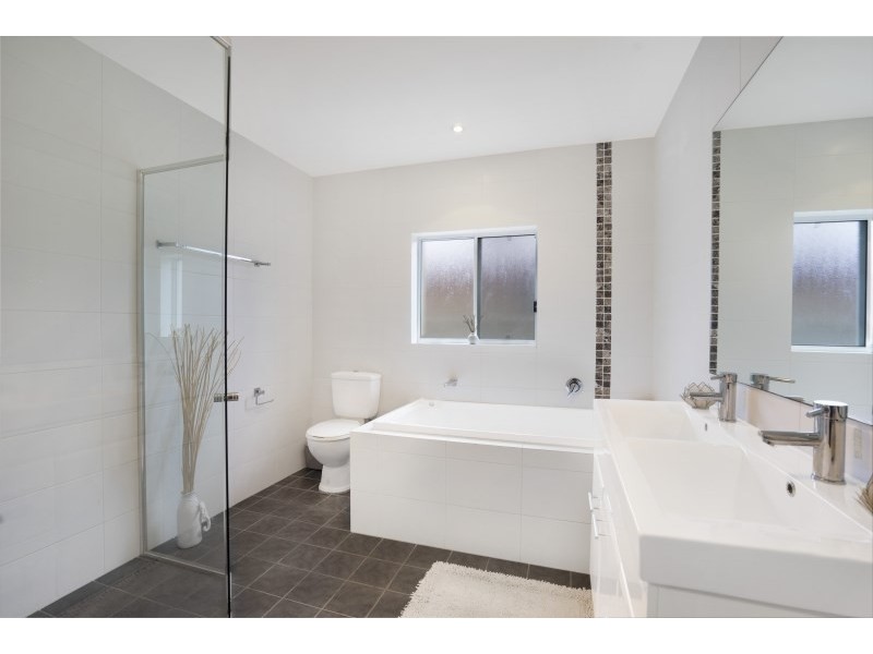 238 Trafalgar Avenue, Umina Beach NSW 2257