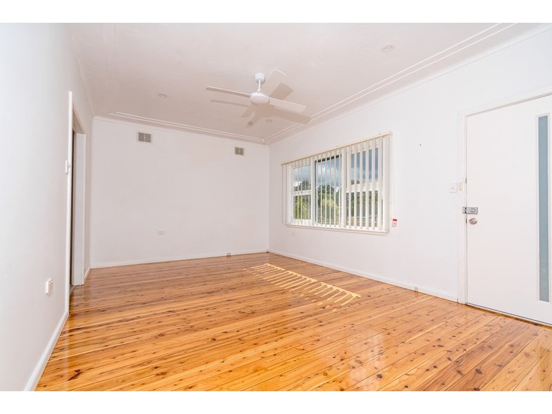 70 Lone Pine Avenue, Umina Beach NSW 2257