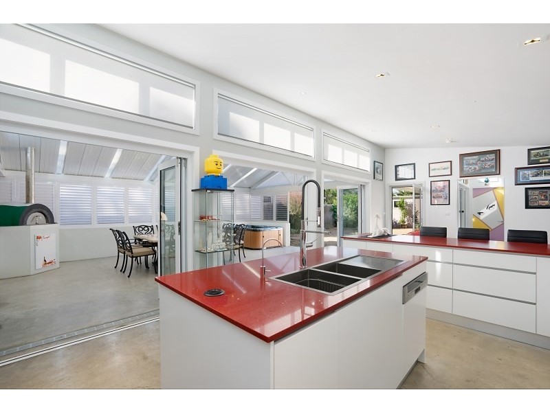 34 Oxford Street, Umina Beach NSW 2257