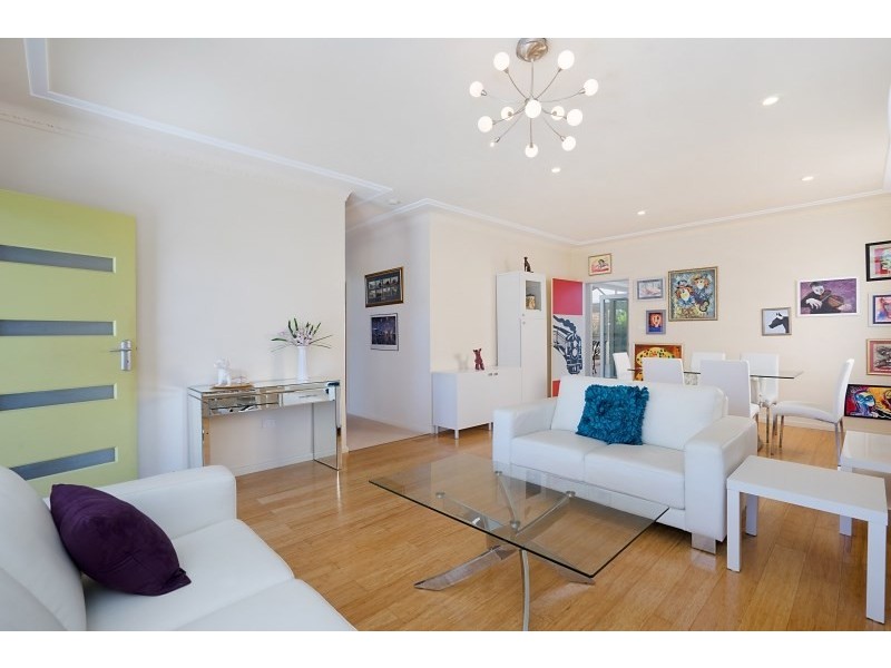 34 Oxford Street, Umina Beach NSW 2257