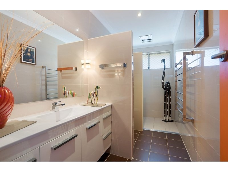 34 Oxford Street, Umina Beach NSW 2257